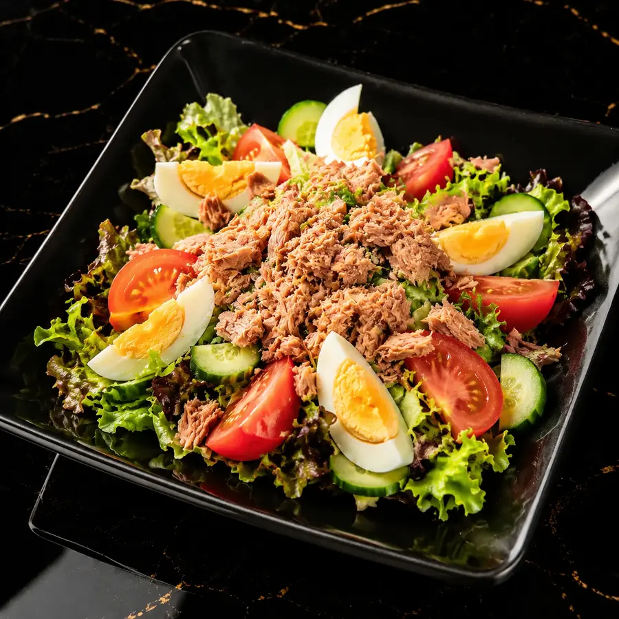 Nizza Salat mit Thunfisch und Ei
